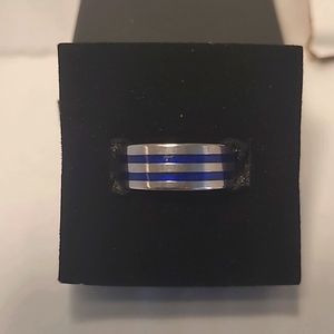 Silver/Blue band